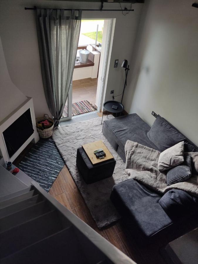 Vrachos Suites Aigio Eksteriør billede