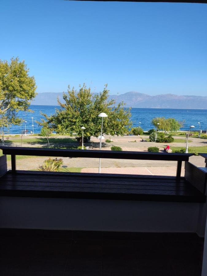 Vrachos Suites Aigio Eksteriør billede