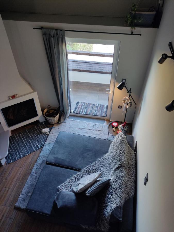 Vrachos Suites Aigio Eksteriør billede